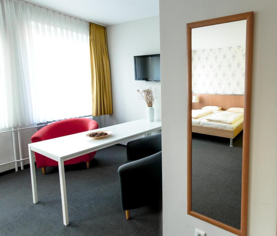 Hotel Flaemischer Hof Kilonia Zewnętrze zdjęcie